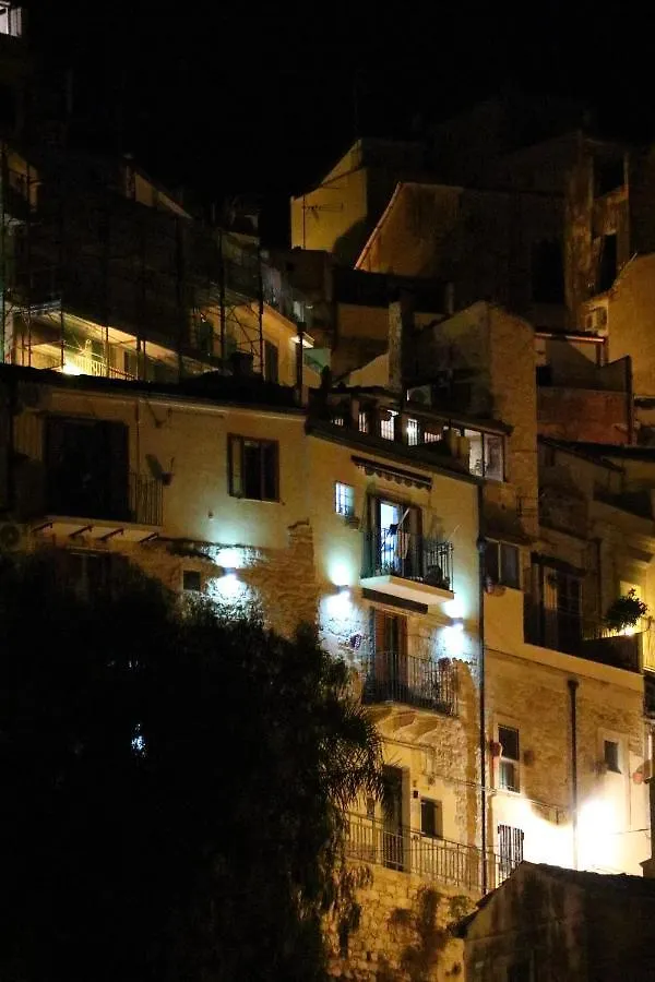 La Dimora Di Angela Villa Ragusa 0*,  Italy
